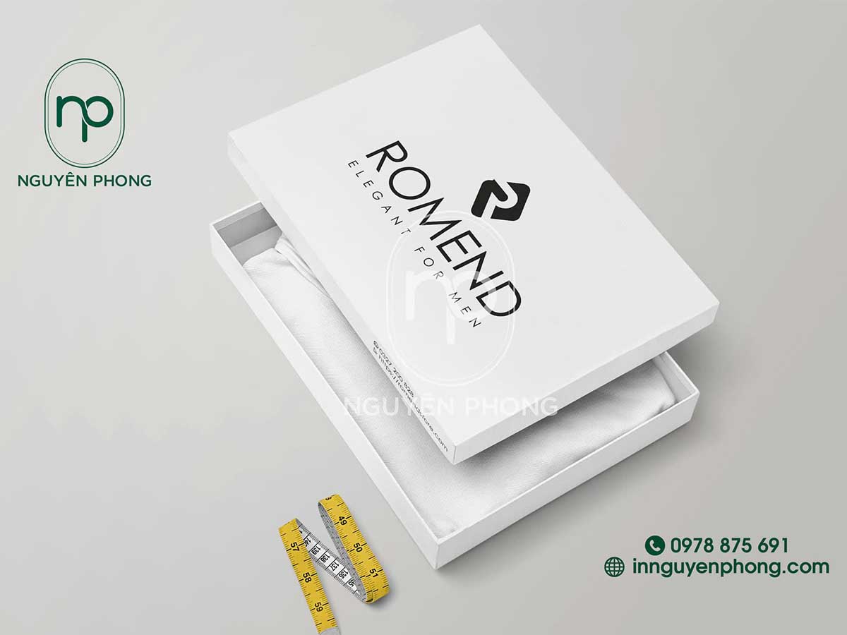 Mẫu hộp giấy đựng quần áo